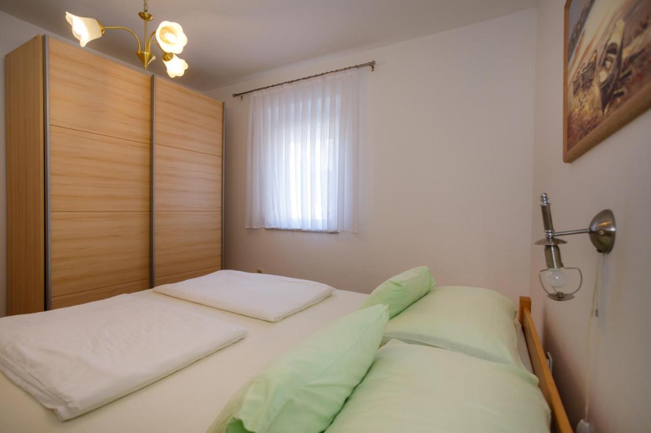 Apartmani Bakran Đảo Krk Ngoại thất bức ảnh