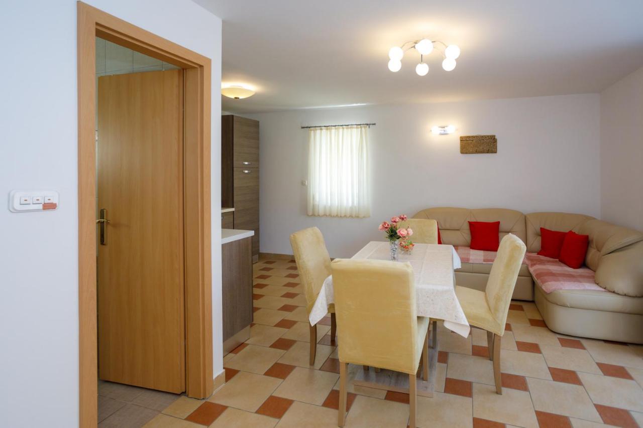 Apartmani Bakran Đảo Krk Ngoại thất bức ảnh